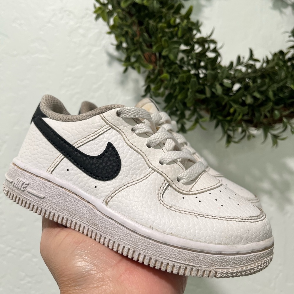 Nike Air Force 1 White with Black Swoosh size 9c
